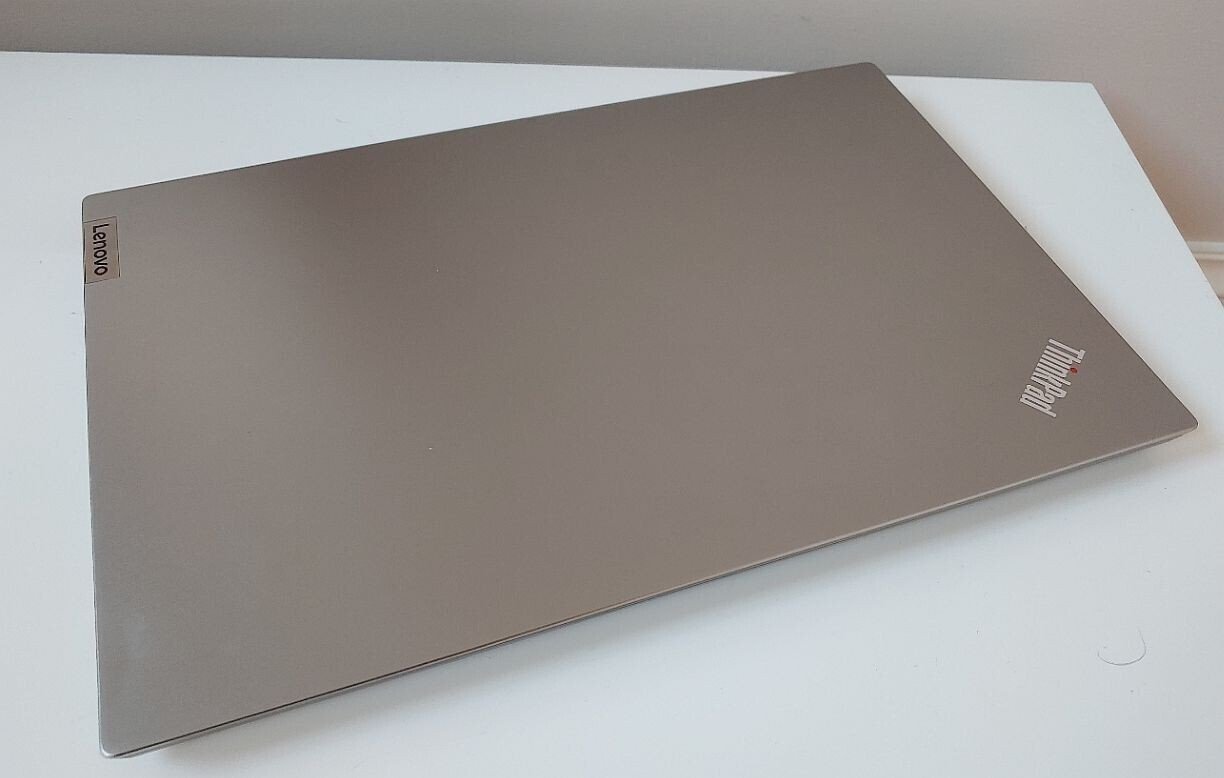 Lenovo ThinkPad E15 Gen 4 15.6-inch i7-1255U 16GB RAM 256Gb Win 11 Pro Warranty